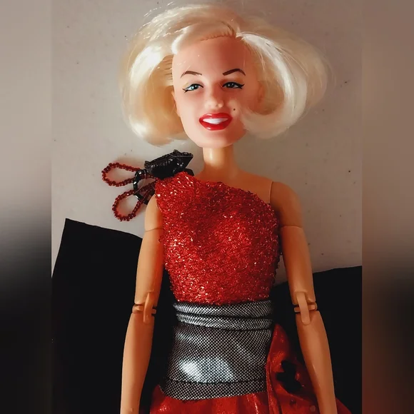 Vintage Marilyn Monroe doll